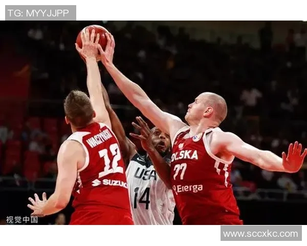 波兰与捷克足球精彩对决直播全程回顾与分析 波兰与捷克足球精彩对决直播全部部程回顾与分析